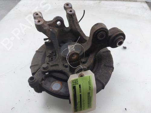 Venstre hjullejehus spindel KIA SPORTAGE III (SL) 1.6 GDI (135 hp) 33174847