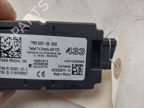 Control unit TESLA MODEL X (5YJX) 75D AWD | BP31801603M11 - Image 4