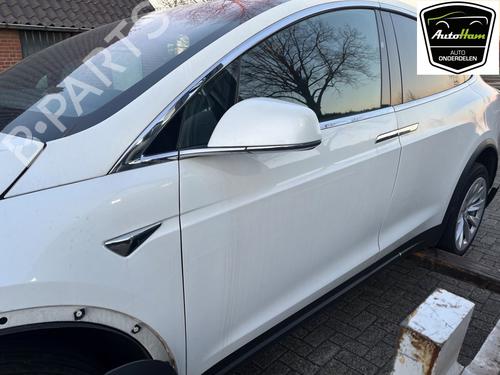 Used Left front door TESLA MODEL X (5YJX) 75D AWD (525 hp) 17793248