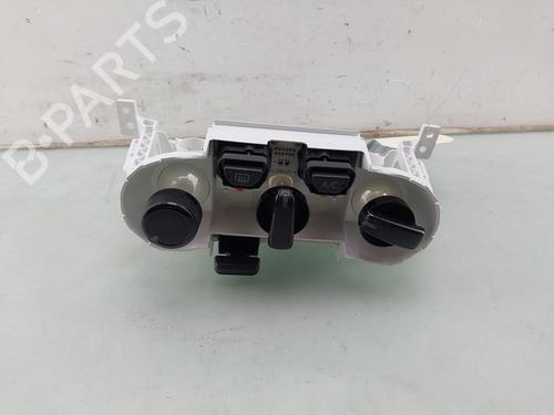 Commande Chauffage SUZUKI IGNIS III (MF, FF) 1.2 Hybrid (ATK412) (83 hp) 28949885