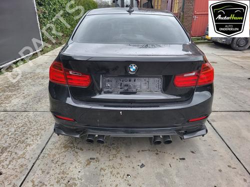 Bagtil kofangere BMW 3 (F30, F80) 320 i (184 hp) 17793386