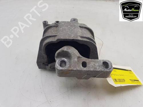 Used Engine mount AUDI TT Roadster (8J9) 2.0 TFSI (200 hp) 17121298