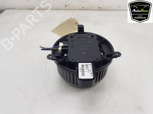 Used Heater blower motor Heater blower motor LAND ROVER RANGE ROVER SPORT II (L494) 3.0 SDV6 4x4 (306 hp) 17121189 17121189