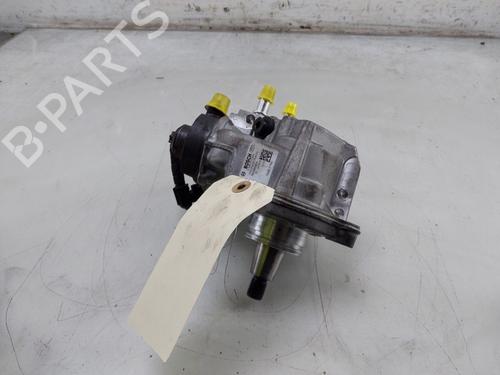 Pompe à injection IVECO DAILY VI Van 33S16, 35S16, 35C16, 38S16, 40C16, 42S16, 50C16 (156 hp) 31922370