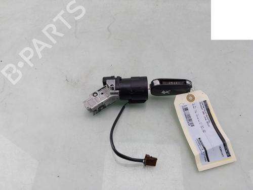 Used Switch Switch PEUGEOT 208 I (CA_, CC_) 1.2 VTI 82 (82 hp) 26931467 26931467