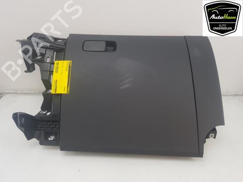 Boîte à gants VW UP! (121, 122, BL1, BL2, BL3, 123) 1.0 (65 hp) 15292468