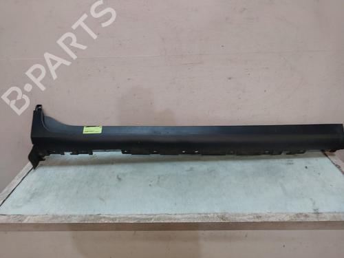 Używane Próg prawy BMW X3 (F25) xDrive 20 i (184 hp) 30102813
