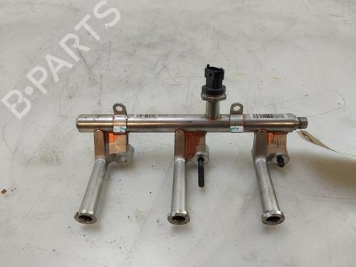 Used Injection rail Injection rail VOLVO XC40 (536) T4 Plug-in Hybrid (211 hp) 32702159 32702159