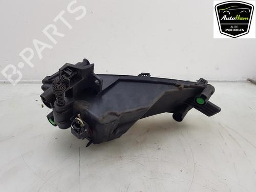 Used Right front fog light Right front fog light 18681931 18681931