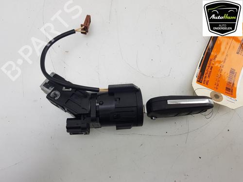 Used Ignition barrel OPEL CROSSLAND X / CROSSLAND (P17, P2QO) 1.2 (83 hp) 12046520