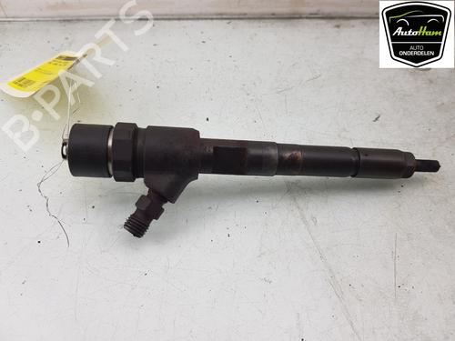 Used Injector OPEL COMBO Box Body/MPV 1.3 CDTI 16V (75 hp) 18028304