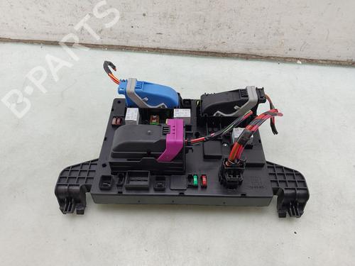 fuse-box-opel-zafira-tourer-c-p12-2011-39975009 main image