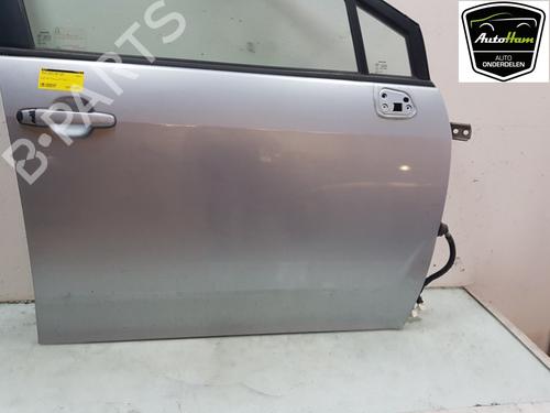 Right front door TOYOTA COROLLA Verso (ZER_, ZZE12_, R1_) 2.2 D-4D (AUR10_, AUR10R) | BP19802220C3 
