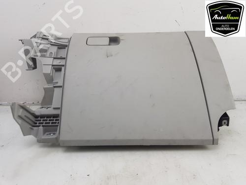 Used Glove box SEAT Mii (KF1, KE1) 1.0 (60 hp) 19335971