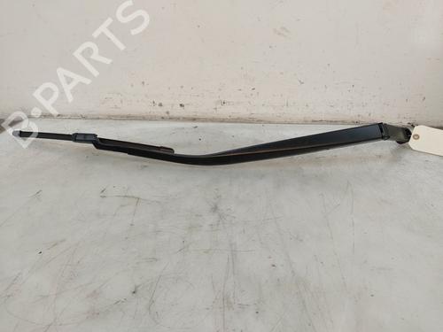 Used Front windshield wiper arm TOYOTA C-HR (_X1_) 2.0 Hybrid (MAXH10) (184 hp) 29419332