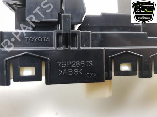 Switch TOYOTA YARIS (_P21_, _PA1_, _PH1_) 1.5 Hybrid (MXPH10, MXPH11) | BP15071198I30 