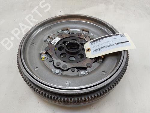 Used Flywheel VW GOLF VIII (CD1, DA1) 2.0 GTI Clubsport (300 hp) 29504031