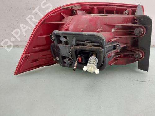 Right taillight VW PASSAT B7 Variant (365) 1.4 TSI | BP38046225C35 - Image 3