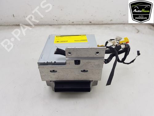 Autoradio TESLA MODEL X (5YJX) 75D AWD (525 hp) 19667338