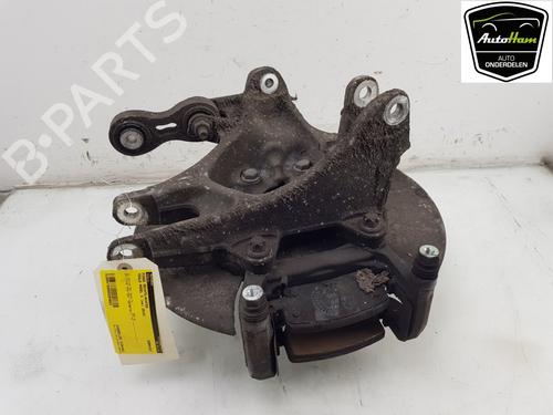 Used Right rear steering knuckle TESLA MODEL S (5YJS) 75D AWD (525 hp) 17121777