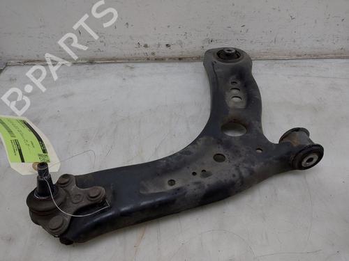 Used Right front suspension arm VW GOLF VII (5G1, BQ1, BE1, BE2) 1.4 GTE Hybrid (204 hp) 30201851