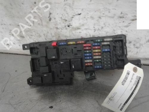 Used Fuse box VOLVO V70 II (285) 2.4 (170 hp) 12028680