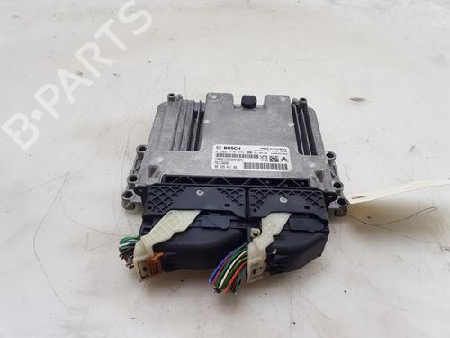 Used Engine control unit (ECU) PEUGEOT 208 II (UB_, UP_, UW_, UJ_) 1.2 PureTech 100 (101 hp) 25377369