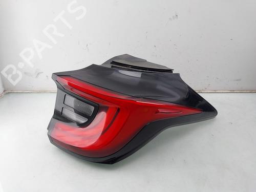 Used Right taillight TOYOTA YARIS (_P21_, _PA1_, _PH1_) 1.5 Hybrid (MXPH10, MXPH11) (116 hp) 32481259