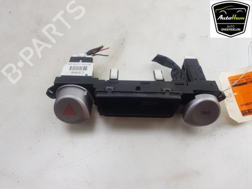 Used Warning switch Warning switch HYUNDAI i20 I (PB, PBT) 1.4 (101 hp) 13489983 13489983