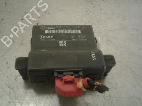 Used Electronic module Electronic module VW GOLF V (1K1) 1.9 TDI (105 hp) 13139461 13139461