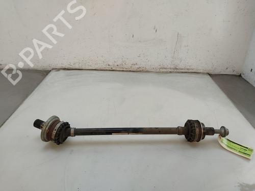 Drivaksel bagtil venstre Drivaksel bagtil venstre VW GOLF VIII (CD1, DA1) 2.0 TSI R 4motion (320 hp) 34540359 34540359