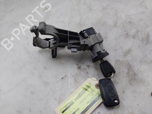 Switch FIAT GRANDE PUNTO (199_) 1.4 (199AXB11, 199AXB1A, 199BXB1A, 199AXL1A) | BP31756092I30 - Image 3