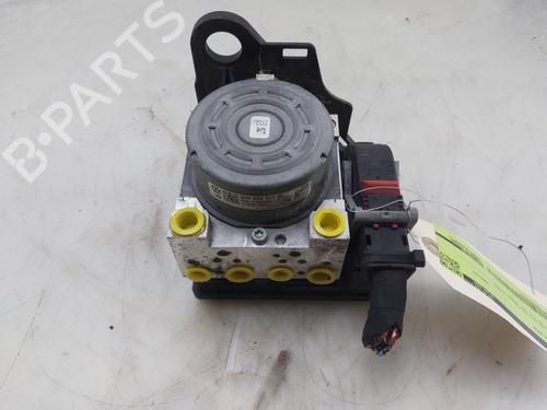 Used ABS pump VW GOLF VII (5G1, BQ1, BE1, BE2) 1.4 GTE Hybrid (204 hp) 30351847