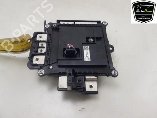 Used Fuse box Fuse box TESLA MODEL X (5YJX) 75D AWD (525 hp) 16531493 16531493