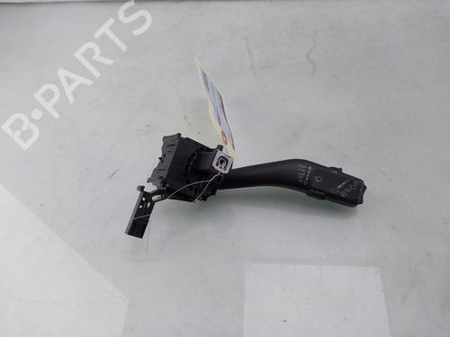 Used Steering column stalk VW GOLF VI (5K1) 1.4 TSI (122 hp) 24943534