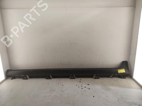 Used Left sideskirt Left sideskirt CITROËN C3 III (SX) 1.2 PureTech 82 (83 hp) 40525827 40525827