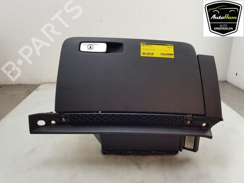 Used Glove box AUDI A1 (8X1, 8XK) 1.4 TFSI (122 hp) 17977748