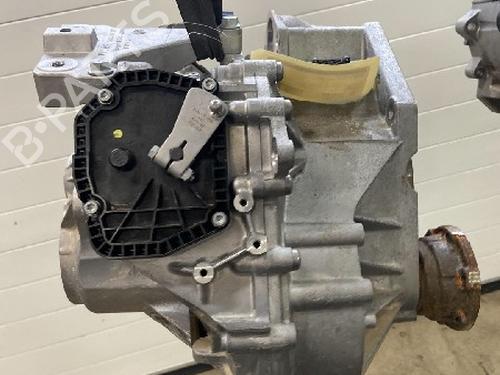 Used Gearbox Gearbox SKODA OCTAVIA IV Combi (NX5, PV5) 1.0 TSI (110 hp) 12031199 12031199