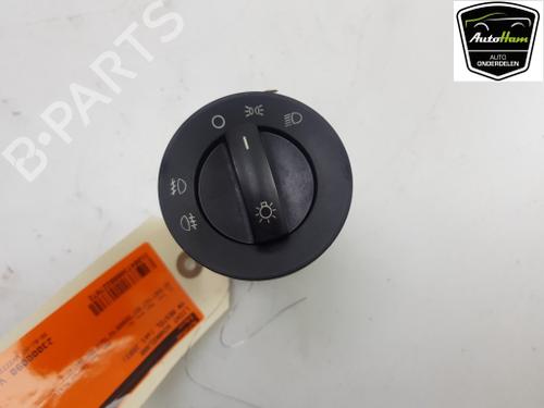 Used Headlight switch Headlight switch VW TRANSPORTER T5 Van (7HA, 7HH, 7EA, 7EH) 2.5 TDI (130 hp) 13102764 13102764