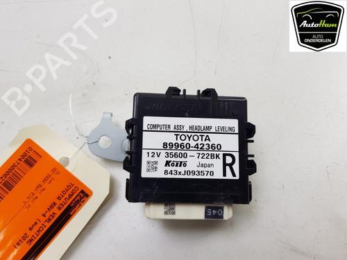 Used Lights ECU TOYOTA RAV 4 IV (_A4_) 2.5 Hybrid 4WD (AVA44, AVA44_) (197 hp) 13489724