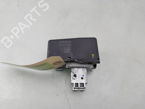 kombi-kontakt-stilkkontakt-nissan-micra-v-k14-2016-35897399 main image