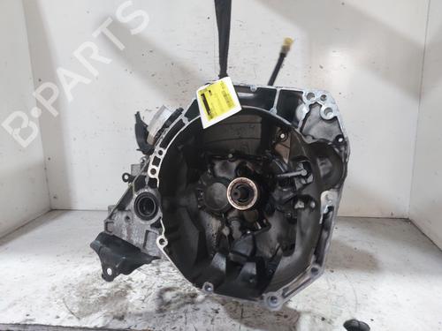 Used Gearbox Gearbox RENAULT CAPTUR I (J5_, H5_) 0.9 TCe 90 (90 hp) 39948829 39948829