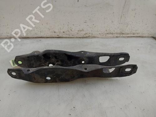 Brazo Suspension trasero derecho Brazo Suspension trasero derecho BMW X5 (G05, F95) xDrive 45 e Plug-in Hybrid (394 hp) 33956576 33956576
