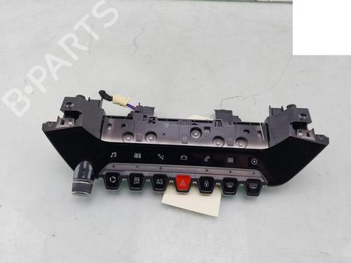Used Switch PEUGEOT 208 II (UB_, UP_, UW_, UJ_) e-208 (136 hp) 30351782