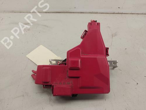 Used Fuse box Fuse box 37231956 37231956