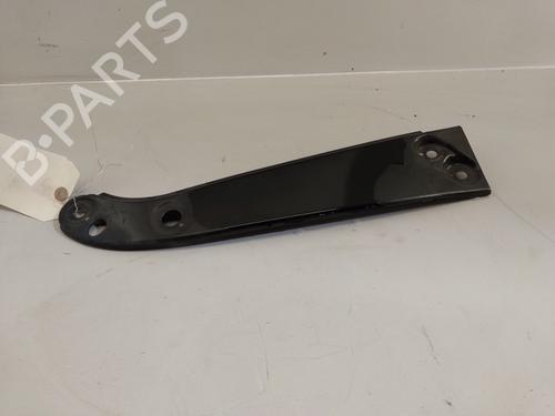 Used Right headlight support Right headlight support 36839212 36839212