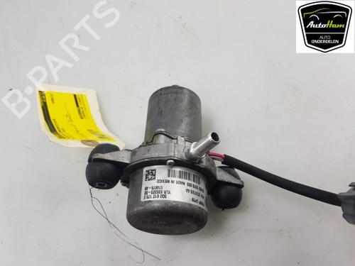 Used Vacuum pump Vacuum pump VW GOLF VII (5G1, BQ1, BE1, BE2) 1.0 TSI (86 hp) 15530550 15530550