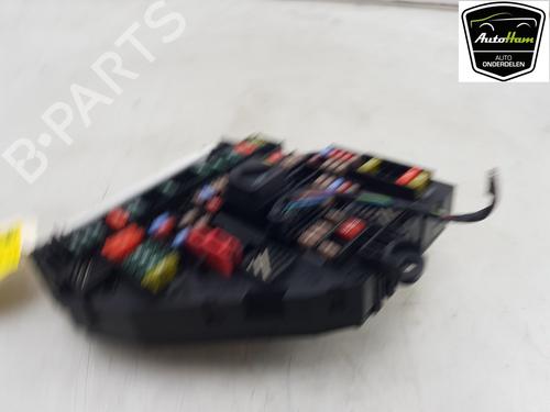 Used Fuse box BMW 5 Touring (F11) 530 d xDrive (258 hp) 22333237