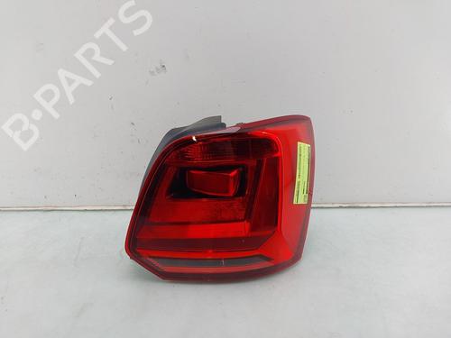Feu arrière droit VW POLO V (6R1, 6C1) 1.4 TDI (75 hp) 31923089