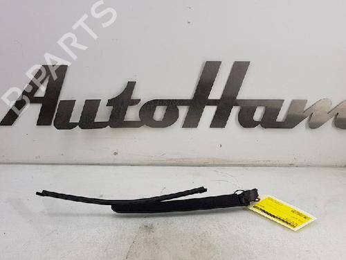 Used Rear windshield wiper arm AUDI A1 Sportback (8XA, 8XF) 1.4 TFSI (125 hp) 13142193